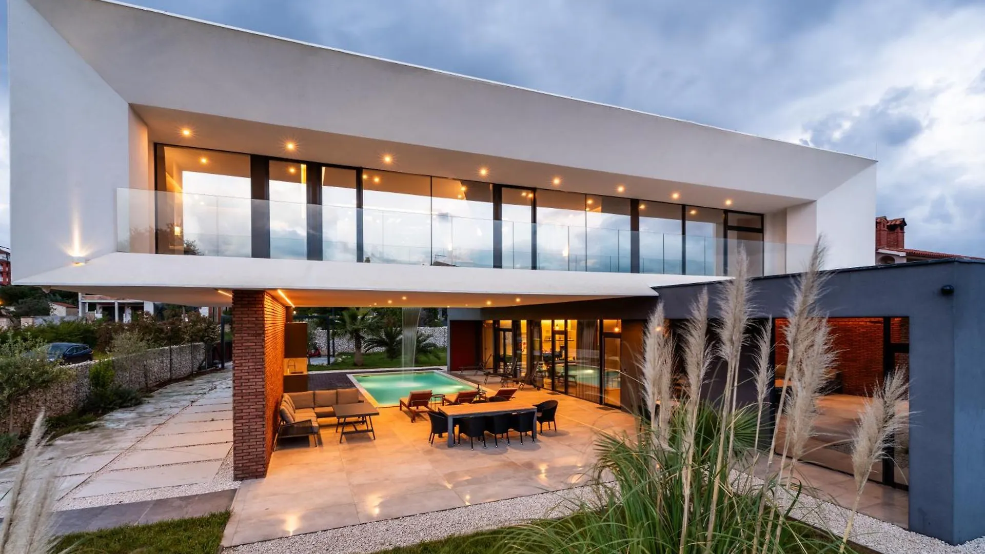 Villa Grande Arche Istria contacts